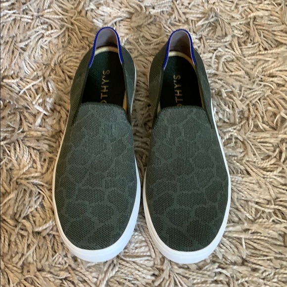 rothys safari sneaker
